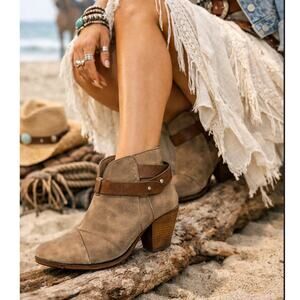 Rag & Bone Harrow Booties Distressed Suede & Leather Ankle Booties Size 7 Boho